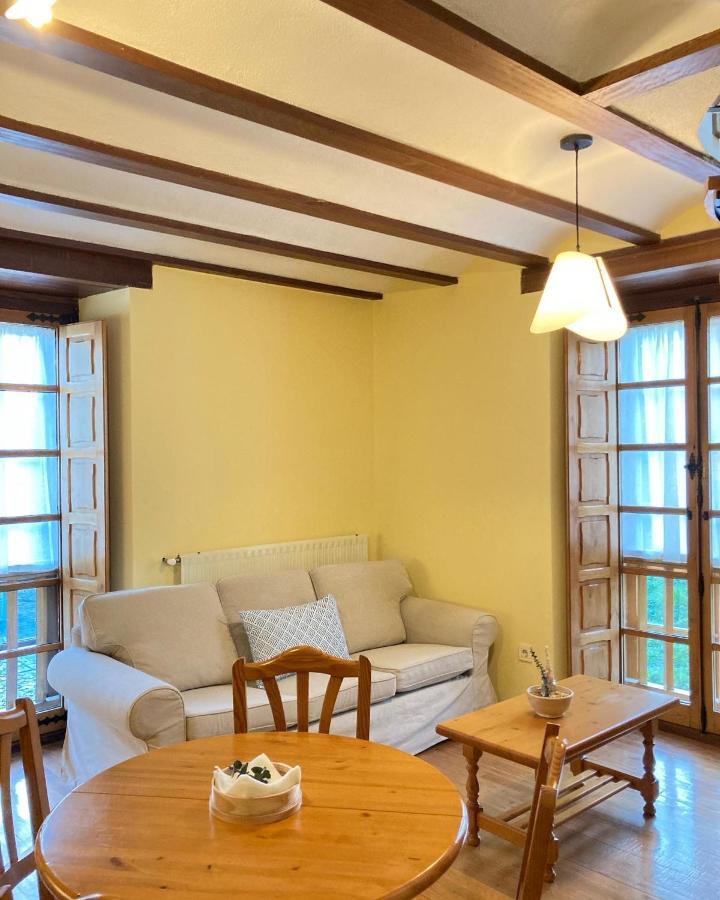 Ahio San Martin, Apartamentos Rurales Casa De La Villa San Martin de Oscos エクステリア 写真